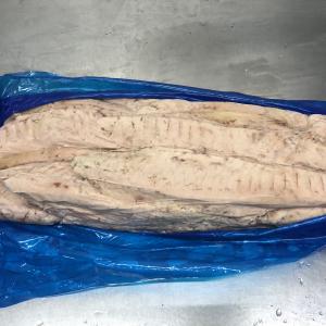 Frozen precooked yellowfin tuna loins